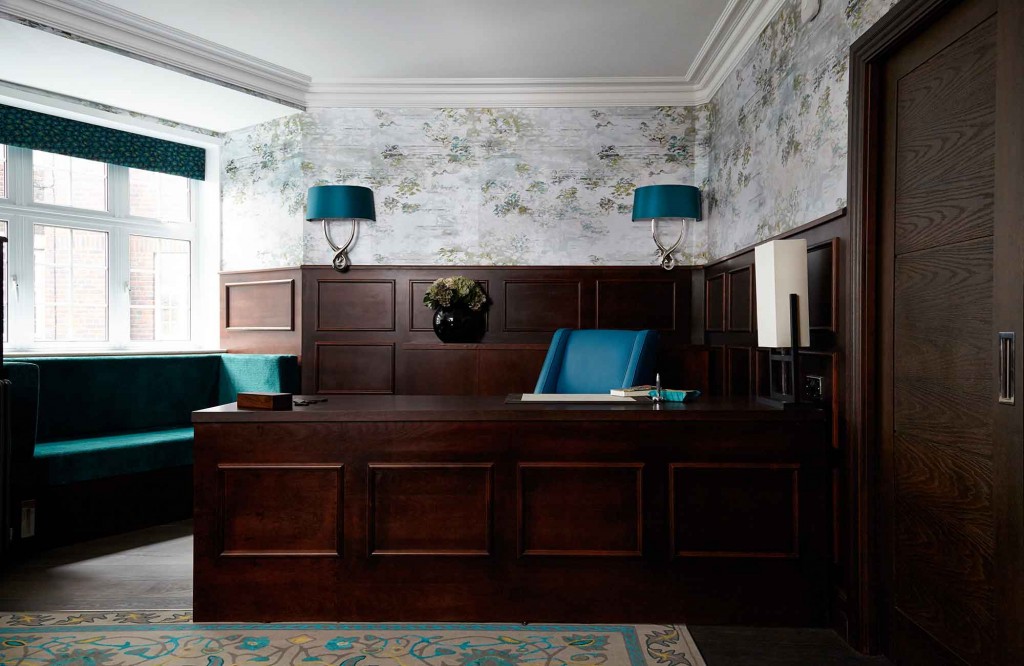 Knightsbridge Interior Design - Study Desk